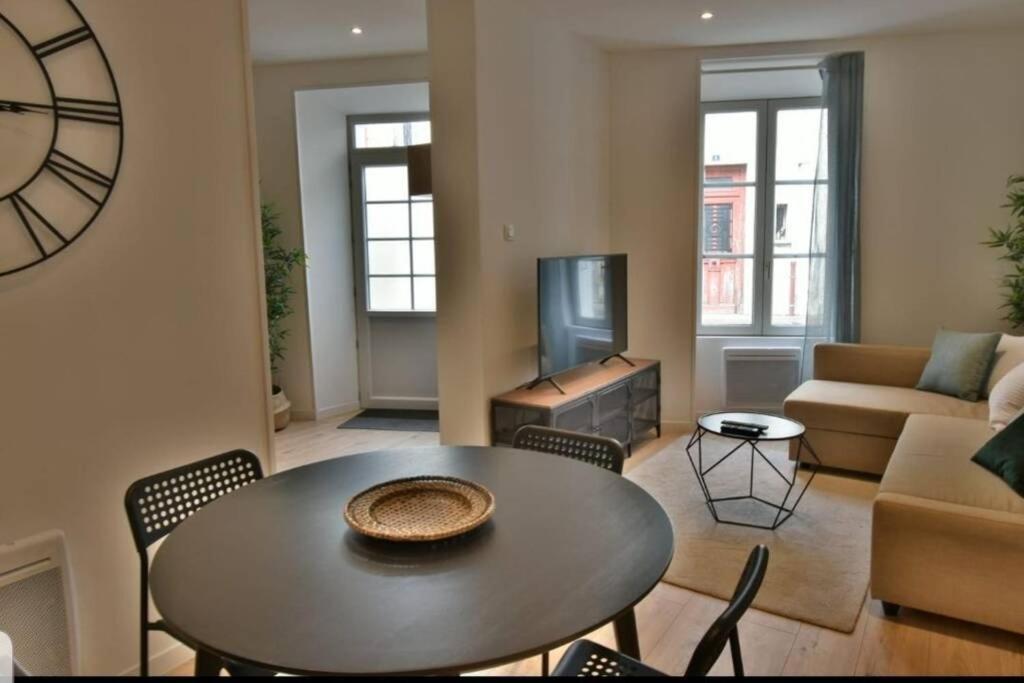 maison des haras Villeneuve-sur-Lot Extérieur photo